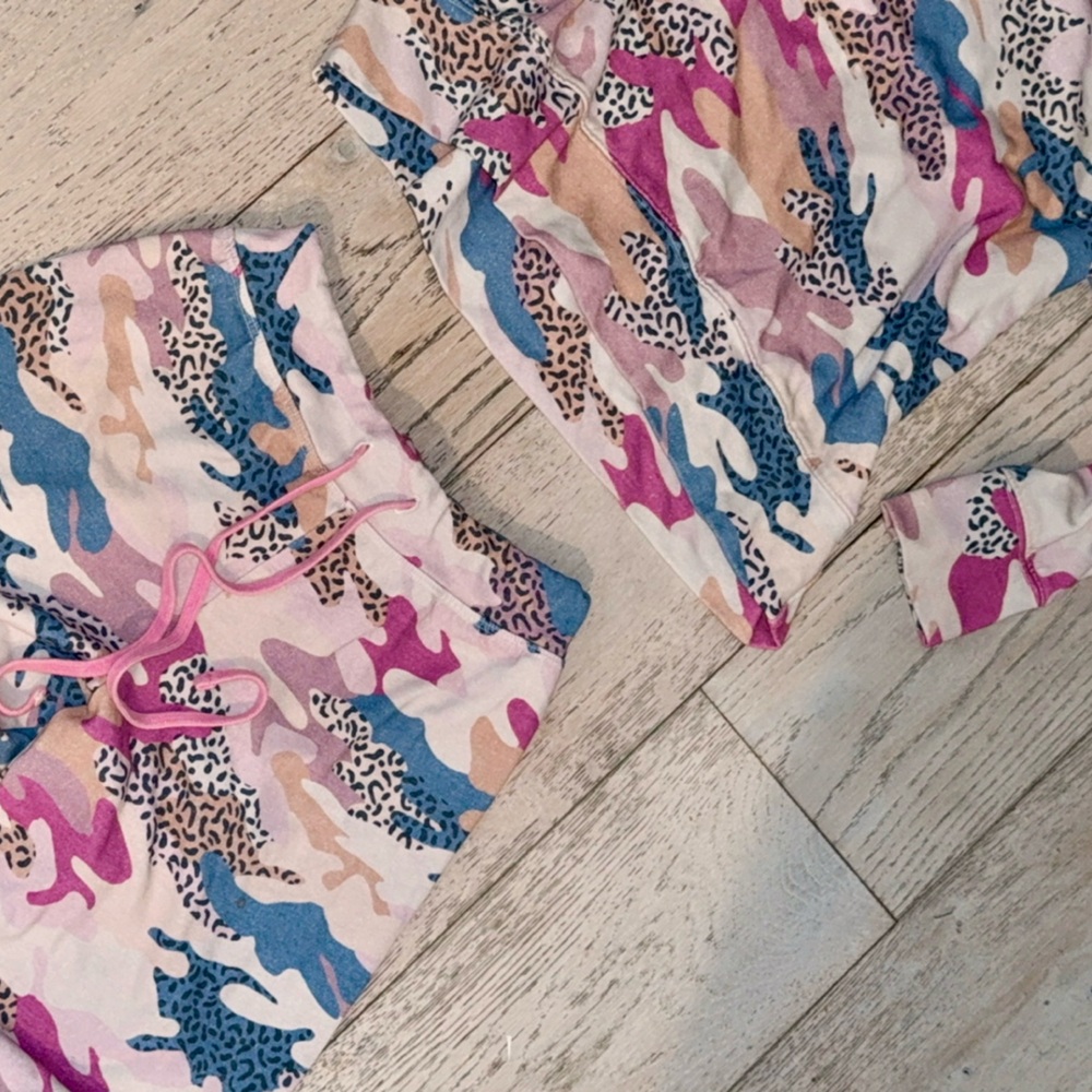 Sundry Abstract Camo Sweatsuit Size 1 small Set sweatshirt & joggers sweats - Picture 16 of 16